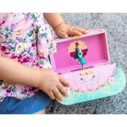 Djeco - Carriage Ride Music Box 9 Djeco - Carriage Ride Music Box -Playworld Shop CarriageMusicBox