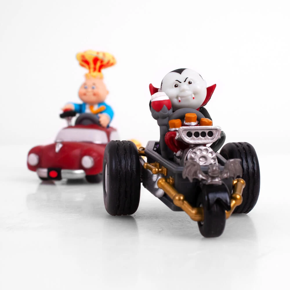 Garbage Pail Kids - Chiller Coffin With Nasty Nick Krasher 4 Garbage Pail Kids - Chiller Coffin With Nasty Nick Krasher - Image 2