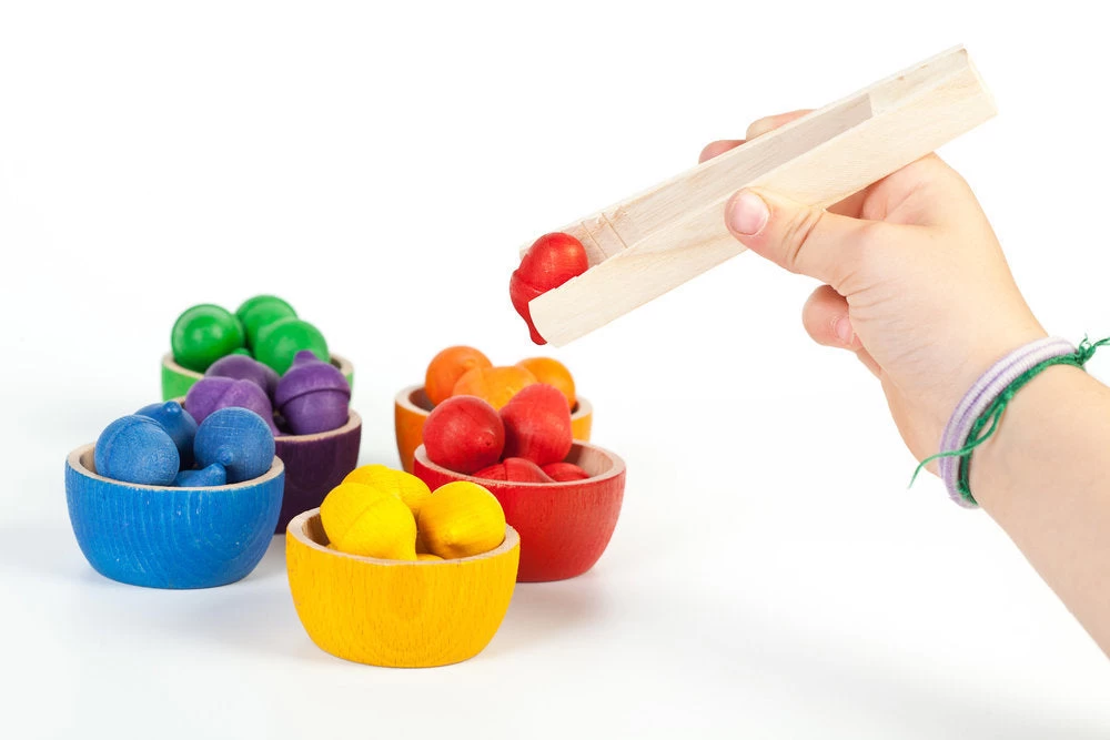 Grapat Bowls & Acorns - Wooden Toys 6 Grapat Bowls & Acorns - Wooden Toys - Image 4