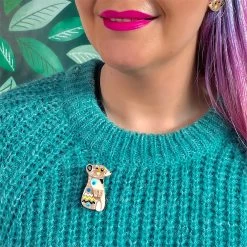 Erstwilder X Pete Cromer (Wildlife Part 2) - The Masterful Meerkat Mini Brooch -Playworld Shop HL 009AK1MN03TheMasterfulMeerkatMiniBrooch MODEL