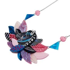 Erstwilder X Pete Cromer (Wildlife Part 1) - The Zealous Zebra Necklace 11 Erstwilder X Pete Cromer (Wildlife Part 1) - The Zealous Zebra Necklace -Playworld Shop HL 032AK1NS02TheZealousZebraNecklace 4