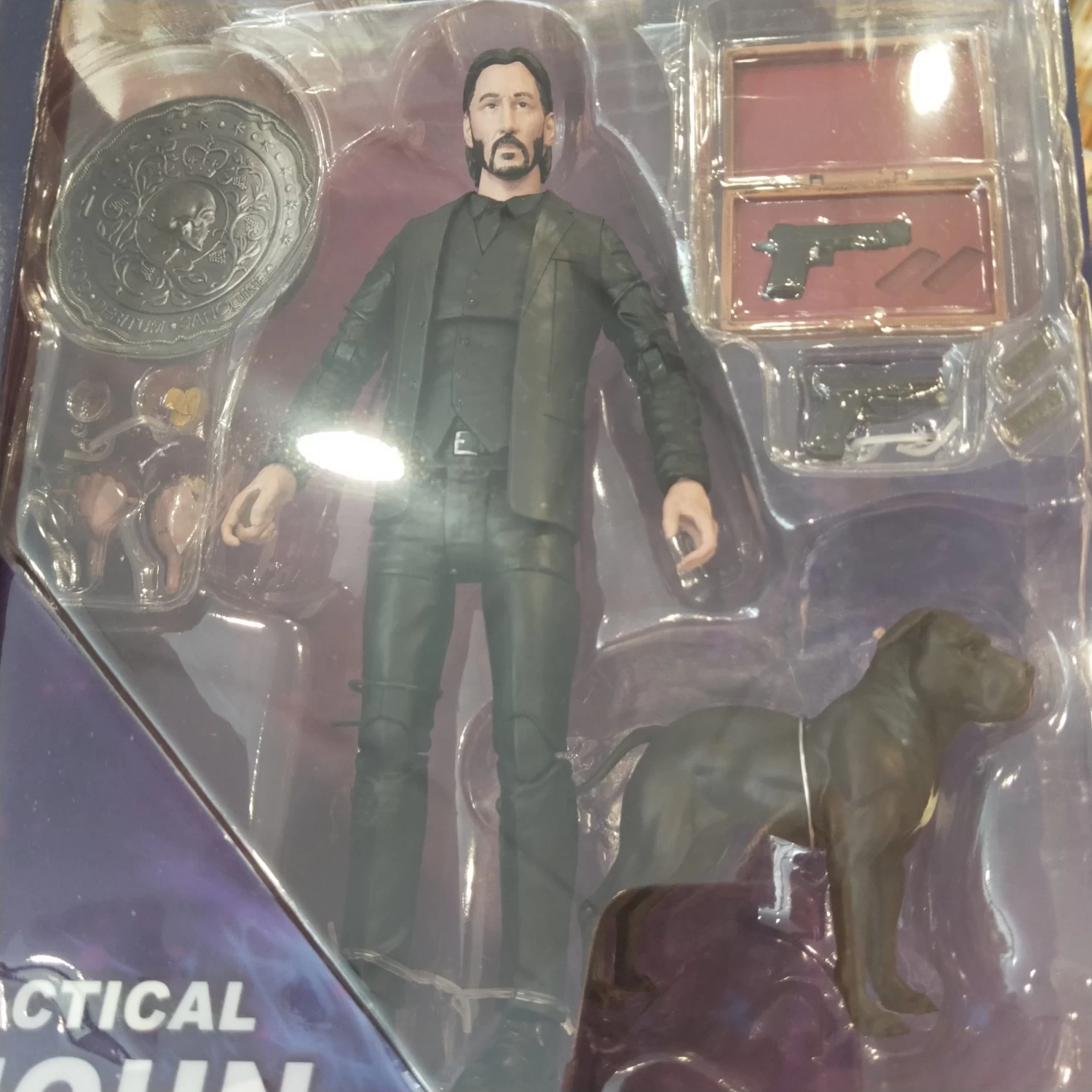 Diamond Select - John Wick Chapter 2 W/ Dog 7" Figure 5 Diamond Select - John Wick Chapter 2 W/ Dog 7" Figure - Image 3
