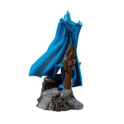 McFarlane DC Multiverse - BATMAN Year 2 Gold Label Action Figure -Playworld Shop MCF15140 Batman Year 2 FigureA