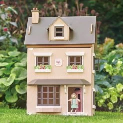 Tender Leaf - Foxtail Villa Wooden Doll House With Furniture -Playworld Shop TL8124FoxtailVillaLifestyle3