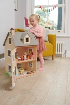Tender Leaf - Foxtail Villa Wooden Doll House With Furniture -Playworld Shop TL8124FoxtailVillaPlaytime2
